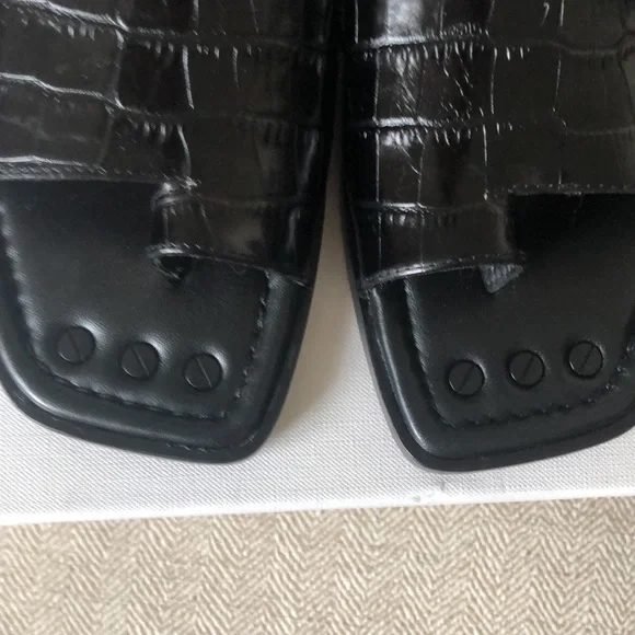 FRAME LeHewitt Leather Slide Sandal (Size 6.5) NWT - Picture 6 of 14